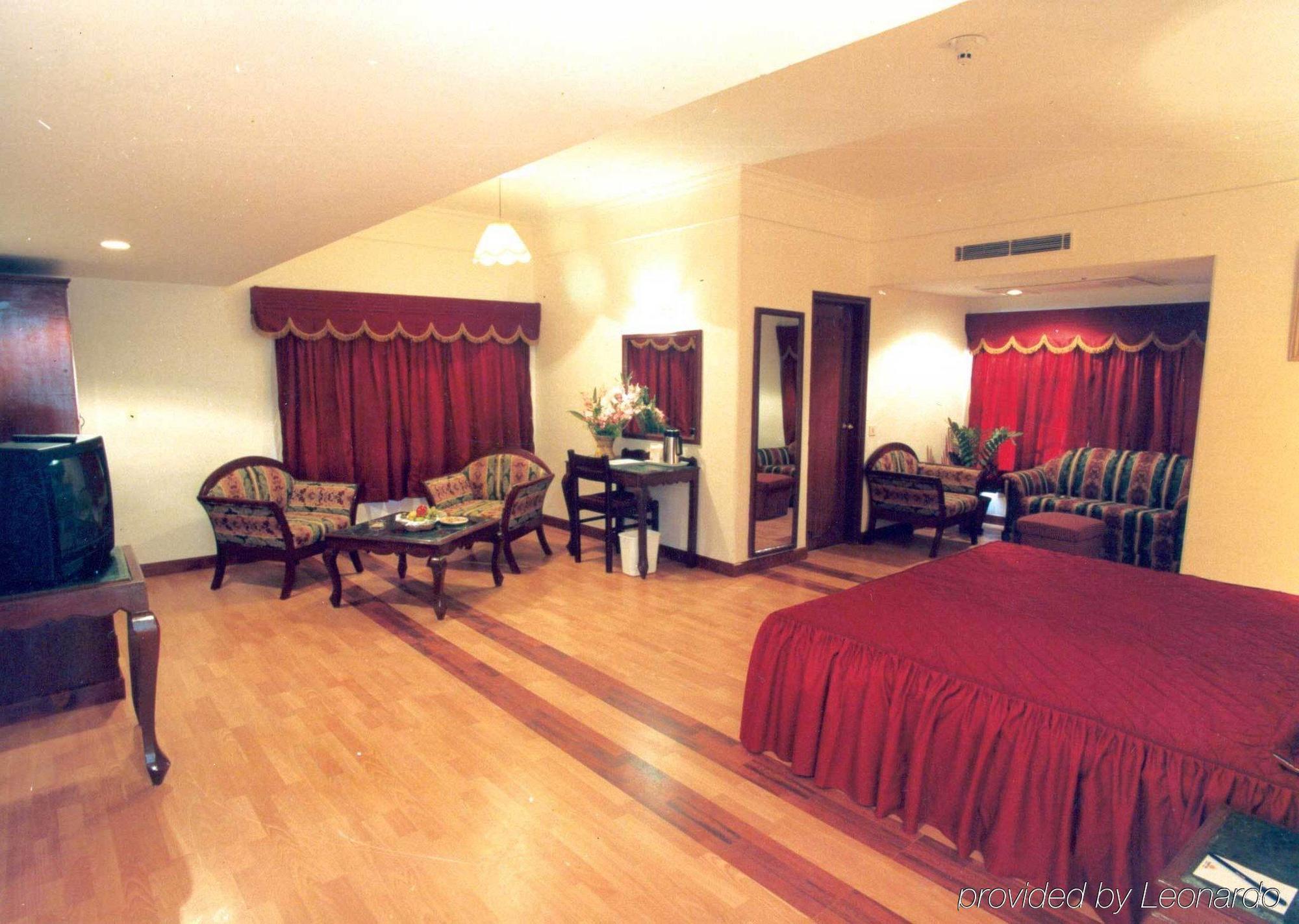 Hotel Club Mahindra Snow Peaks Manali Zewnętrze zdjęcie