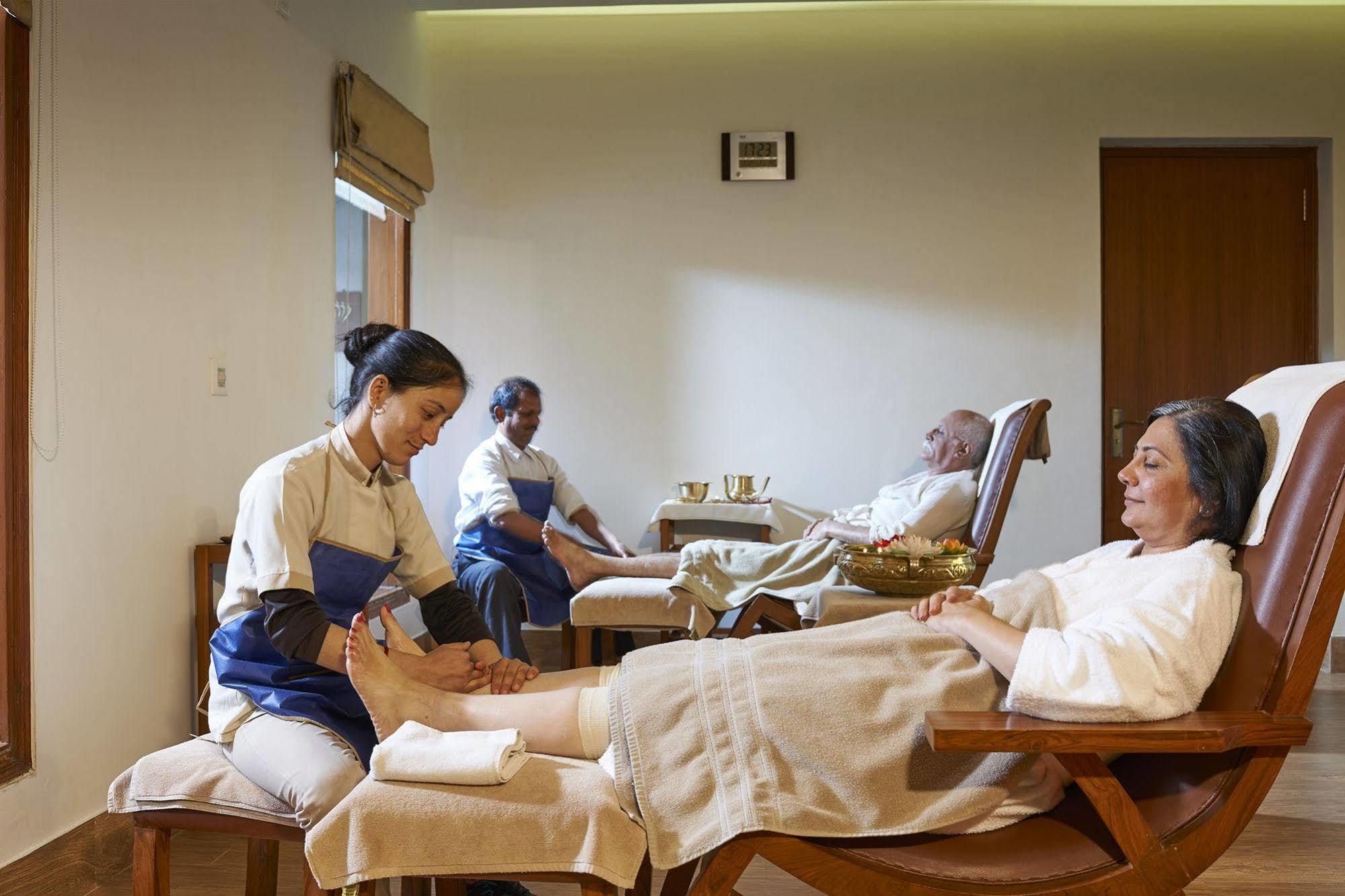 Hotel Club Mahindra Snow Peaks Manali Zewnętrze zdjęcie